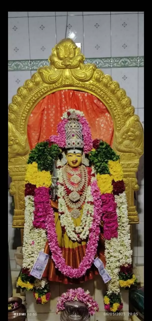 மாரியம்மன் கோவில் திருவிழா சிறப்பு வழிபாடு மாரியம்மன் கோவில் திருவிழா சிறப்பு வழிபாடு