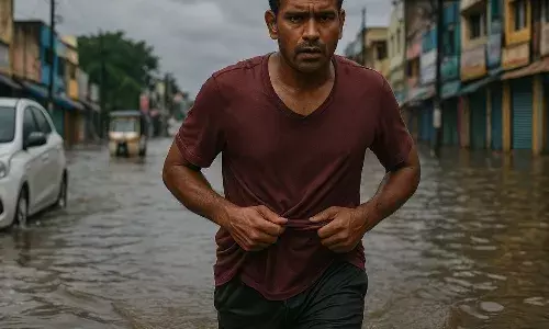 குடியிருப்புகள் நீரில் மூழ்கின, சேலம் மக்கள் சிரமம் குடியிருப்புகள் நீரில் மூழ்கின, சேலம் மக்கள் சிரமம்