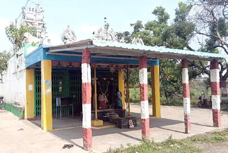 என்.கொசவம்பட்டி மாரியம்மன் கோயில் பூட்டு உடைப்பு: கோயிலுக்கு போலீசார் சீல் வைப்பு என்.கொசவம்பட்டி மாரியம்மன் கோயில் பூட்டு உடைப்பு: கோயிலுக்கு போலீசார் சீல் வைப்பு