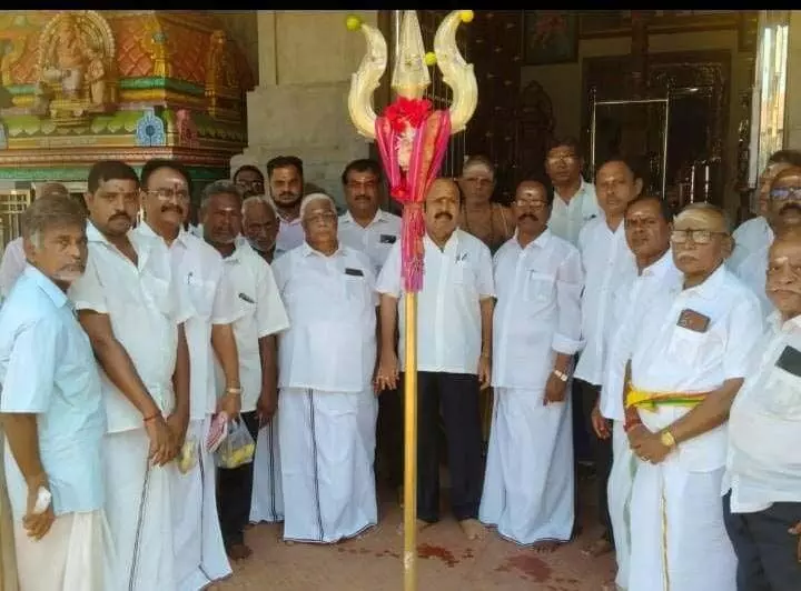 அ.தி.மு.க. சார்பில் முன்னாள் முதல்வர் பிறந்த நாள் விழா அ.தி.மு.க. சார்பில் முன்னாள் முதல்வர் பிறந்த நாள் விழா