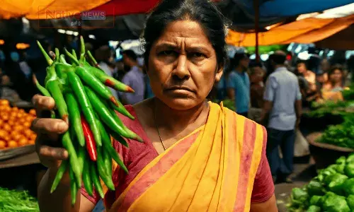 சித்ரா பவுர்ணமி பண்டிகையால் உழவர் சந்தையில் விற்பனை கோலாகலம்