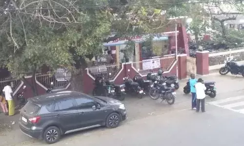 15 பவுன் திருட்டு சம்பவம் நடந்ததையடுத்து, போலீசார் தீவிர ரோந்து பணி