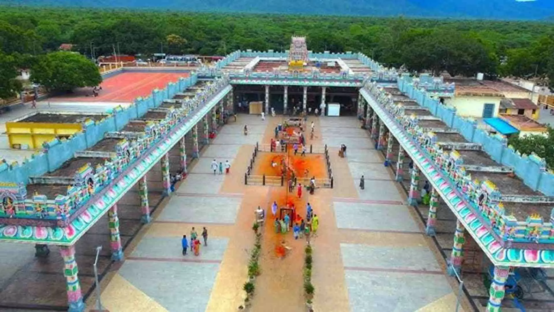 பண்ணாரி மாரியம்மன் கோவிலில் குழந்தைகளுக்கு காய்ச்சிய பால் வழங்கும் திட்டம்: விரைவில் அமலுக்கு வருகிறது! பண்ணாரி மாரியம்மன் கோவிலில் குழந்தைகளுக்கு காய்ச்சிய பால் வழங்கும் திட்டம்: விரைவில் அமலுக்கு வருகிறது!
