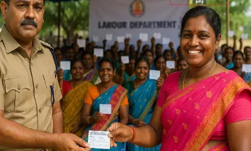 நலத்திட்ட முகாம் - 67,481 பேருக்கு நலத்திட்ட உதவிகள் - மாவட்டத்தில் சாதனை! நலத்திட்ட முகாம் - 67,481 பேருக்கு நலத்திட்ட உதவிகள் - மாவட்டத்தில் சாதனை!