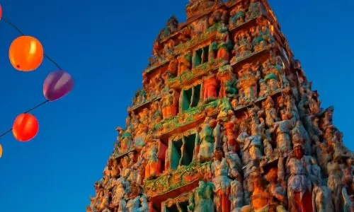 ஈரோடு மாரியம்மன் திருக்கோவில் மேம்பாட்டிற்கு கோடி கணக்கில் நன்கொடை! ஈரோடு மாரியம்மன் திருக்கோவில் மேம்பாட்டிற்கு கோடி கணக்கில் நன்கொடை!