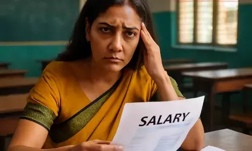 தொடக்க கல்வியில் விதிமீறி ஊக்க ஊதிய உயர்வு பெற்ற விவகாரம் தொடக்க கல்வியில் விதிமீறி ஊக்க ஊதிய உயர்வு பெற்ற விவகாரம்